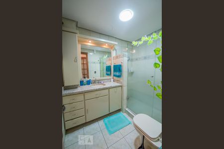 Banheiro de apartamento para alugar com 3 quartos, 123m² em Ideal, Novo Hamburgo