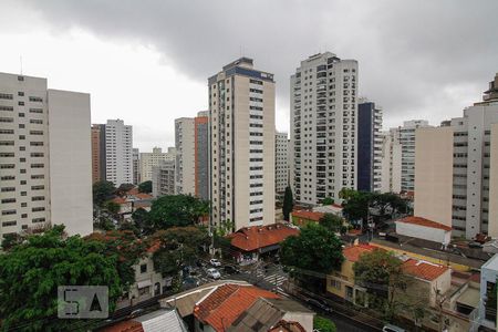 Apartamento à venda com 110m², 3 quartos e 2 vagas Apartamento à venda com 110m², 3 quartos e 2 vagasVista da Suíte