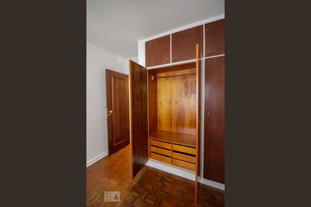 Apartamento à venda com 110m², 3 quartos e 2 vagas Apartamento à venda com 110m², 3 quartos e 2 vagasQuarto 2