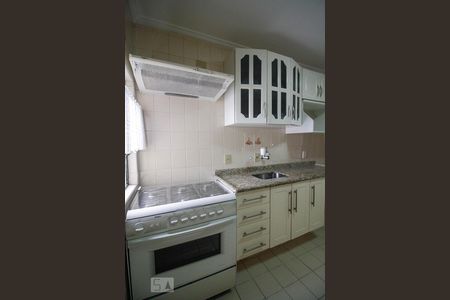 Apartamento à venda com 110m², 3 quartos e 2 vagas Apartamento à venda com 110m², 3 quartos e 2 vagasCozinha