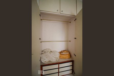 Apartamento à venda com 110m², 3 quartos e 2 vagas Apartamento à venda com 110m², 3 quartos e 2 vagasQuarto 3