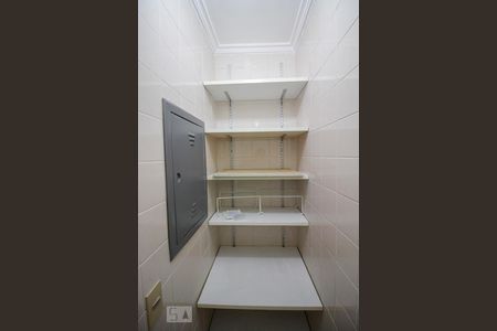 Apartamento à venda com 110m², 3 quartos e 2 vagas Apartamento à venda com 110m², 3 quartos e 2 vagasDespensa