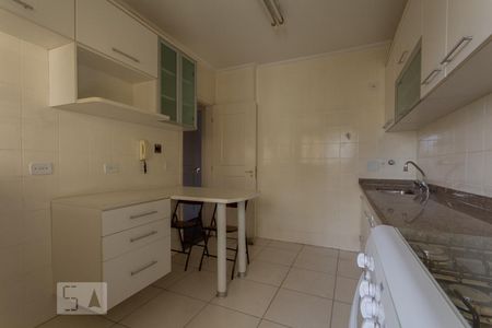 Apartamento para alugar com 128m², 3 quartos e 3 vagas Apartamento para alugar com 128m², 3 quartos e 3 vagasCozinha