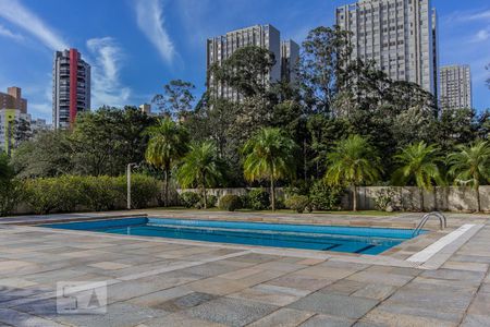 Apartamento para alugar com 128m², 3 quartos e 3 vagas