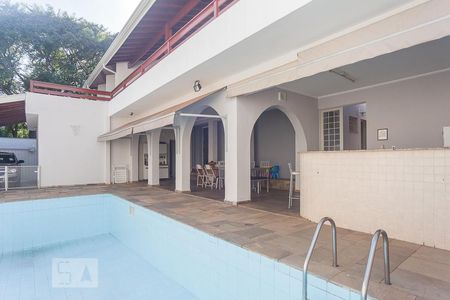 Casa à venda com 350m², 3 quartos e 8 vagasPiscina