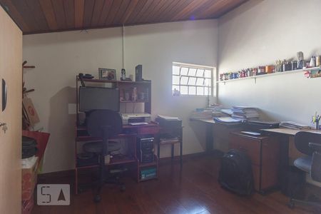 Casa à venda com 350m², 3 quartos e 8 vagasQuarto 1