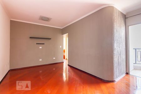 Sala de apartamento para alugar com 3 quartos, 75m² em Bela Vista, Osasco