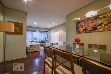 Sala de apartamento para alugar com 3 quartos, 98m² em Vila Andrade, São Paulo