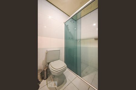 Apartamento para alugar com 98m², 3 quartos e 2 vagas Apartamento para alugar com 98m², 3 quartos e 2 vagasBanheiro