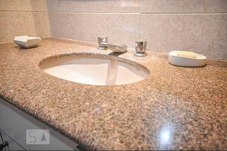 Apartamento para alugar com 98m², 3 quartos e 2 vagas Apartamento para alugar com 98m², 3 quartos e 2 vagasBanheiro da Suíte