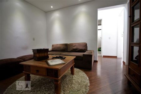 Sala de tv de apartamento para alugar com 3 quartos, 135m² em Real Parque, São Paulo