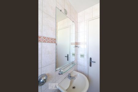Banheiro de apartamento à venda com 2 quartos, 70m² em Prado, Belo Horizonte