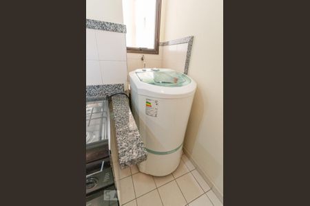 Lavanderia de apartamento para alugar com 1 quarto, 50m² em Cambuí, Campinas