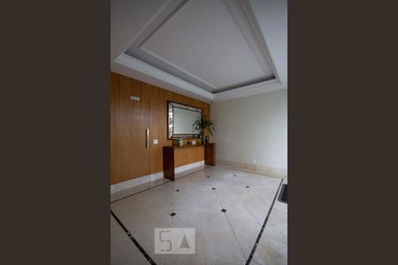 Apartamento à venda com 115m², 3 quartos e 2 vagas Apartamento à venda com 115m², 3 quartos e 2 vagasHall SOcial