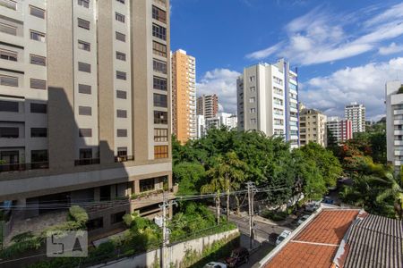 Apartamento à venda com 115m², 3 quartos e 2 vagas Apartamento à venda com 115m², 3 quartos e 2 vagasQuarto 1 _ Vista