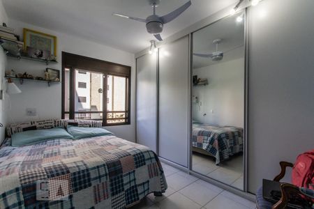 Apartamento à venda com 115m², 3 quartos e 2 vagas Apartamento à venda com 115m², 3 quartos e 2 vagasQuarto 1