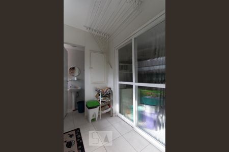 Apartamento à venda com 115m², 3 quartos e 2 vagas Apartamento à venda com 115m², 3 quartos e 2 vagasÁrea de SErviço