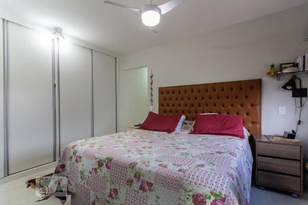 Apartamento à venda com 115m², 3 quartos e 2 vagas Apartamento à venda com 115m², 3 quartos e 2 vagasSuíte