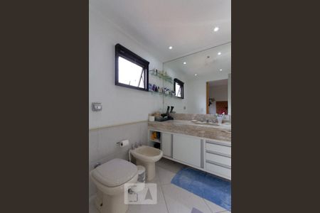 Apartamento à venda com 115m², 3 quartos e 2 vagas Apartamento à venda com 115m², 3 quartos e 2 vagasSuíte