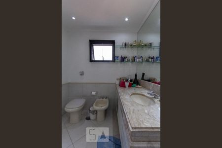 Apartamento à venda com 115m², 3 quartos e 2 vagas Apartamento à venda com 115m², 3 quartos e 2 vagasSuíte