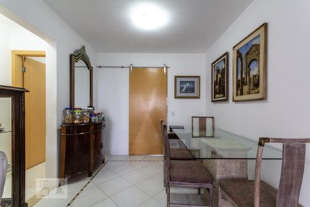 Apartamento à venda com 115m², 3 quartos e 2 vagas Apartamento à venda com 115m², 3 quartos e 2 vagasSala