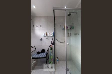 Apartamento à venda com 115m², 3 quartos e 2 vagas Apartamento à venda com 115m², 3 quartos e 2 vagasSuíte