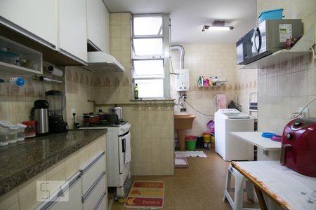 Apartamento à venda com 100m², 3 quartos e 1 vagaCozinha
