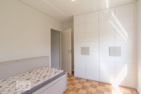 Casa à venda com 195m², 4 quartos e 2 vagas Casa à venda com 195m², 4 quartos e 2 vagasQuarto 2