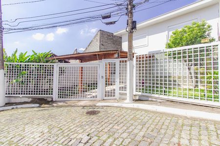 Fachada de casa para alugar com 4 quartos, 195m² em Vila Guarani (z Sul), São Paulo