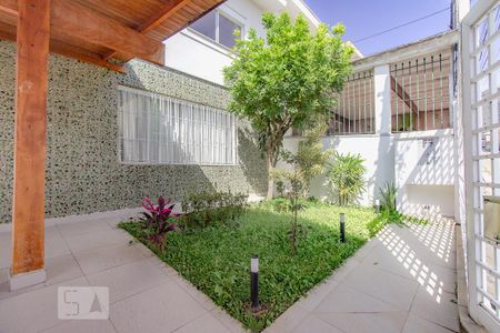Jardim de casa à venda com 4 quartos, 195m² em Vila Guarani (z Sul), São Paulo