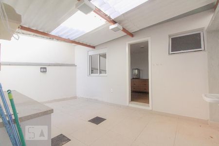 Área de serviço de casa para alugar com 4 quartos, 195m² em Vila Guarani (z Sul), São Paulo