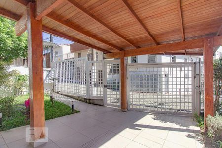 Casa à venda com 195m², 4 quartos e 2 vagas Casa à venda com 195m², 4 quartos e 2 vagasGaragem externa