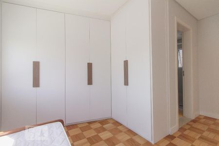 Casa à venda com 195m², 4 quartos e 2 vagas Casa à venda com 195m², 4 quartos e 2 vagasQuarto 3