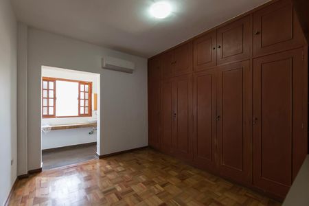 Casa à venda com 160m², 2 quartos e 1 vaga2o. Andar - Quarto 2 - Suíte