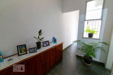 Casa à venda com 99m², 3 quartos e sem vaga Casa à venda com 99m², 3 quartos e sem vagaCorredor