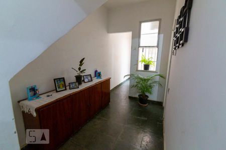 Casa à venda com 99m², 3 quartos e sem vaga Casa à venda com 99m², 3 quartos e sem vagaCorredor