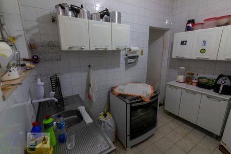 Casa à venda com 99m², 3 quartos e sem vaga Casa à venda com 99m², 3 quartos e sem vagaCozinha