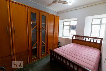quarto 1 de casa para alugar com 3 quartos, 99m² em São Cristóvão, Rio de Janeiro
