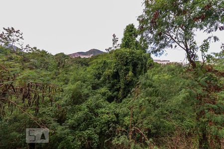 Vista Quarto 2 de apartamento para alugar com 2 quartos, 52m² em Vargem Pequena, Rio de Janeiro