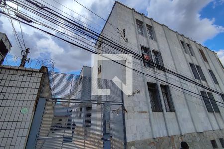 Apartamento à venda com 66m², 2 quartos e sem vaga Apartamento à venda com 66m², 2 quartos e sem vagaFachada