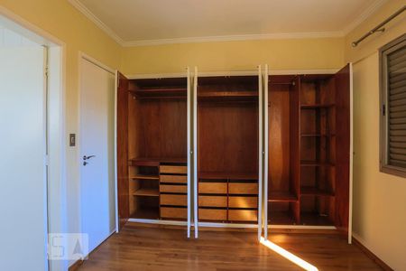 Apartamento à venda com 86m², 3 quartos e 1 vagaQuarto 3 Suite Armário