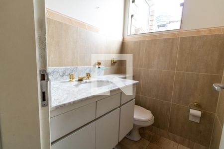 Lavabo de casa para alugar com 3 quartos, 250m² em Jardim Celeste, São Paulo