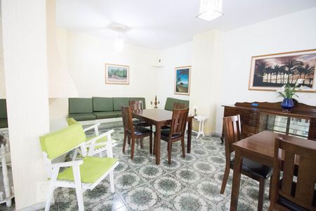 Apartamento à venda com 112m², 2 quartos e 1 vagaSalão de Festas