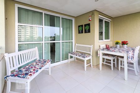 Varanda da Sala de apartamento para alugar com 2 quartos, 70m² em Barra da Tijuca, Rio de Janeiro