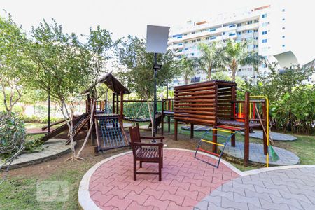 Apartamento para alugar com 70m², 2 quartos e 1 vaga Apartamento para alugar com 70m², 2 quartos e 1 vagaÁrea Comum - Playground