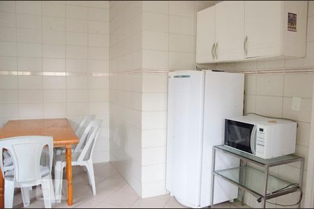 Casa para alugar com 200m², 5 quartos e 4 vagas Casa para alugar com 200m², 5 quartos e 4 vagasCozinha