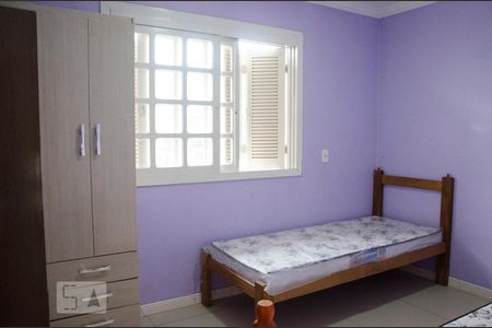 Casa para alugar com 200m², 5 quartos e 4 vagas Casa para alugar com 200m², 5 quartos e 4 vagasDormitório 3