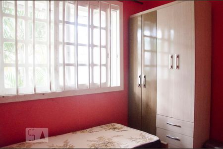 Casa para alugar com 200m², 5 quartos e 4 vagas Casa para alugar com 200m², 5 quartos e 4 vagasDormitório 2