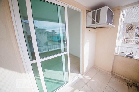 Varanda da sala  de apartamento à venda com 3 quartos, 70m² em Badu, Niterói