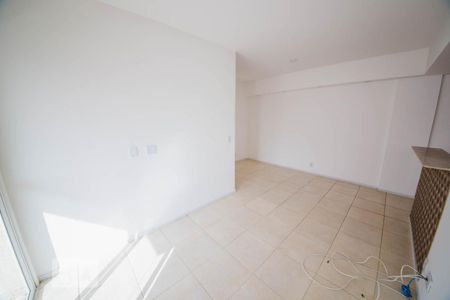 Sala  de apartamento à venda com 3 quartos, 70m² em Badu, Niterói